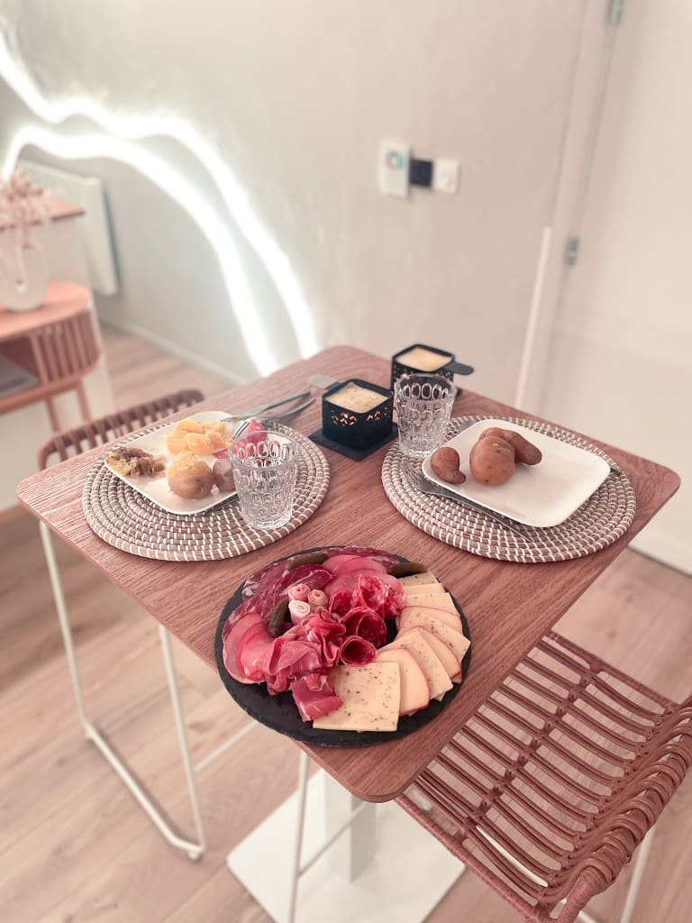 À la folie Loft&Spa romantique avec jacuzzi - Love’nSpa - weekend en amoureux, love rooms avec spa ou jacuzzi privatif4 de À la folie Loft&Spa romantique avec jacuzzi
