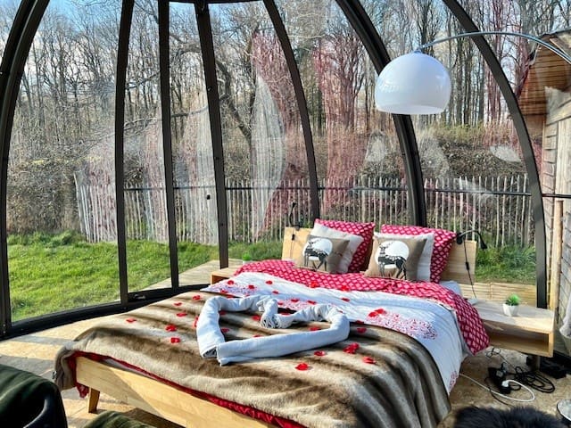 Ardenne insolite - La St - Hubsphair - Love’nSpa - weekend en amoureux, love rooms avec spa ou jacuzzi privatif8 de Ardenne insolite - La St-Hubsphair
