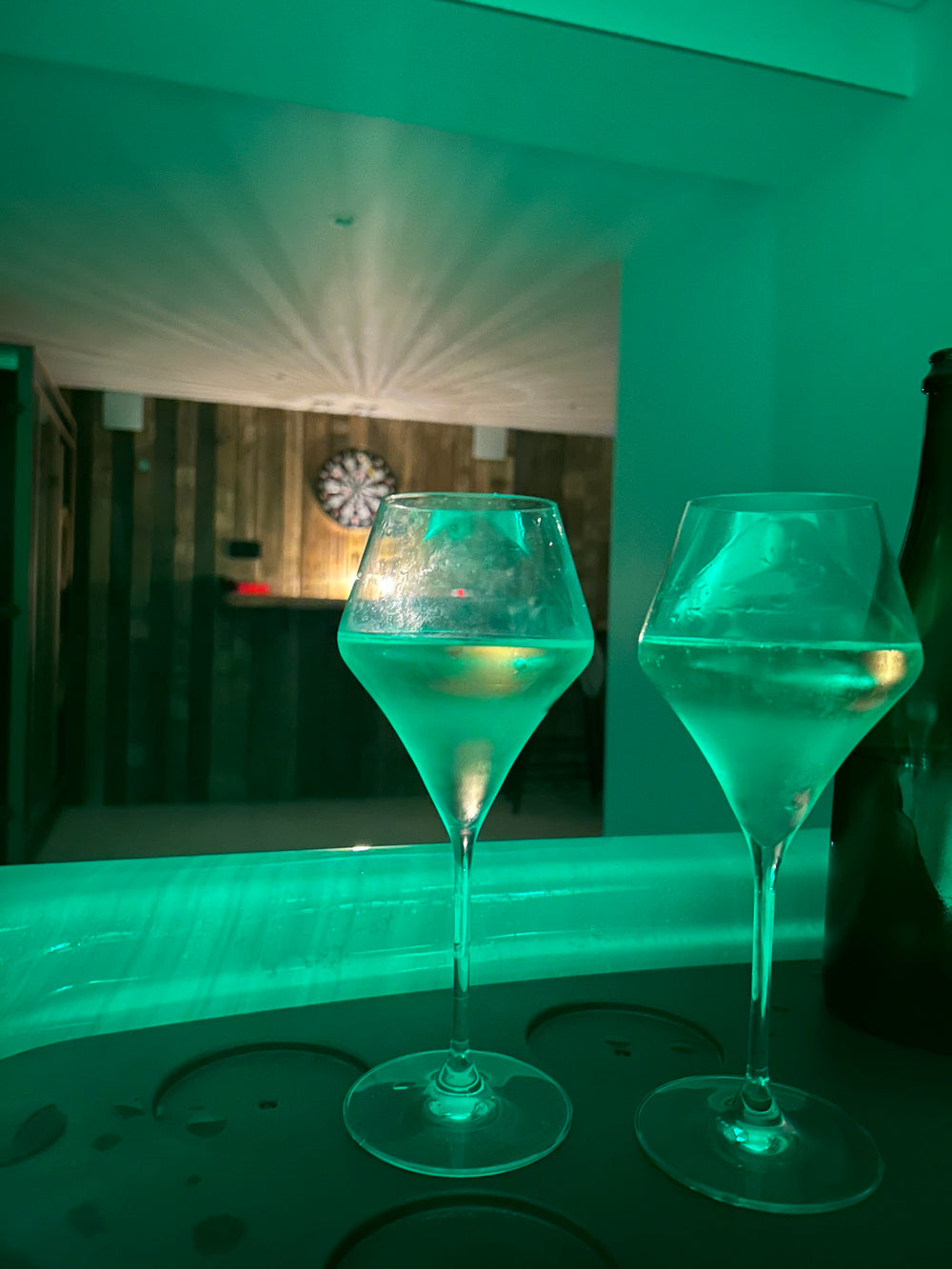 AU 21 LOVEROOM - Love’nSpa - weekend en amoureux, love rooms avec spa ou jacuzzi privatif5 de AU 21 LOVEROOM
