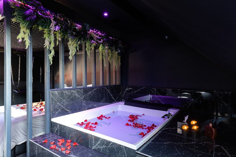 Bisoux Caen - Love’nSpa - weekend en amoureux, love rooms avec spa ou jacuzzi privatif