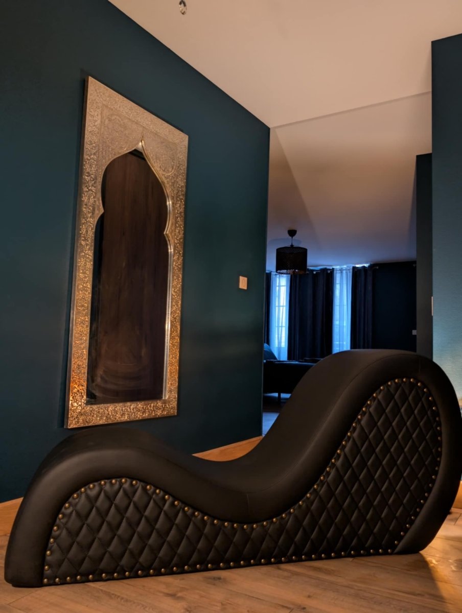 Bliss love room - Love’nSpa - weekend en amoureux, love rooms avec spa ou jacuzzi privatif11 de Bliss love room
