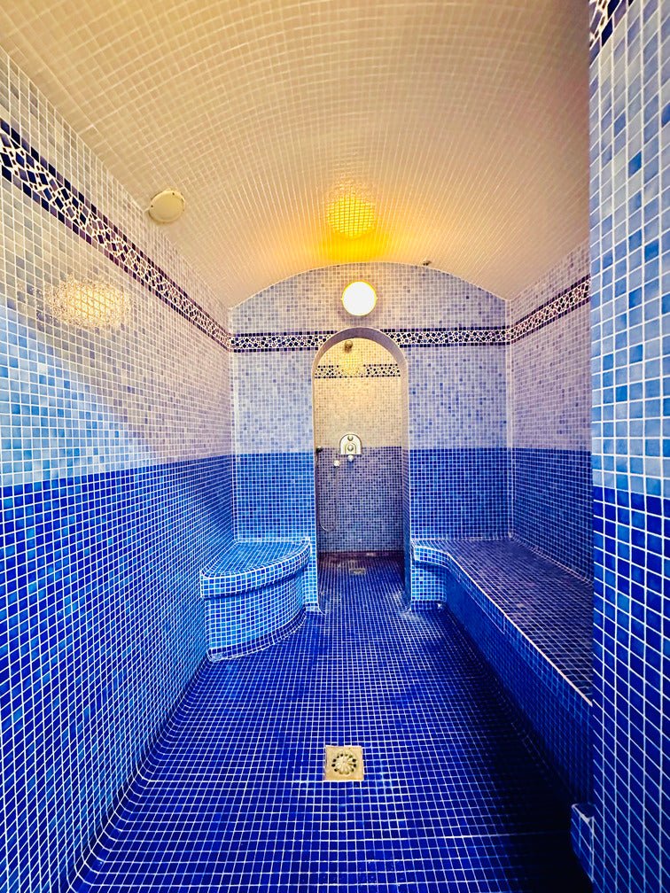 Bubble Pink - Love’nSpa - weekend en amoureux, love rooms avec spa ou jacuzzi privatif3 de Bubble Pink
