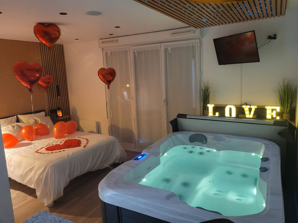 Bubblehomeparis - Love’nSpa - weekend en amoureux, love rooms avec spa ou jacuzzi privatif1 de Bubblehomeparis
