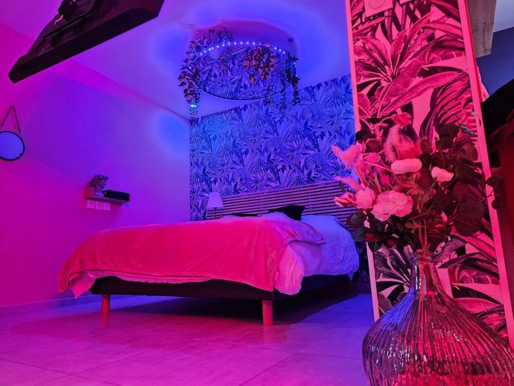 Bulles de plaisir - Love’nSpa - weekend en amoureux, love rooms avec spa ou jacuzzi privatif11 de Bulles de plaisir
