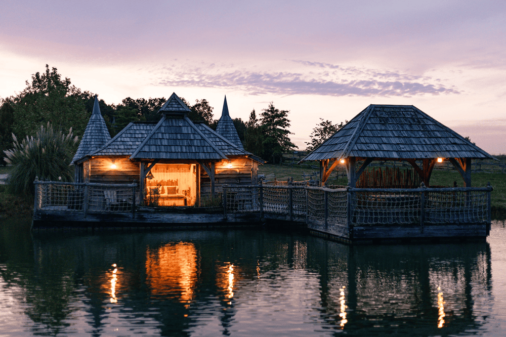 Cabane Château Spa Biron - Love’nSpa - weekend en amoureux, love rooms avec spa ou jacuzzi privatif3 de Cabane Château Spa Biron
