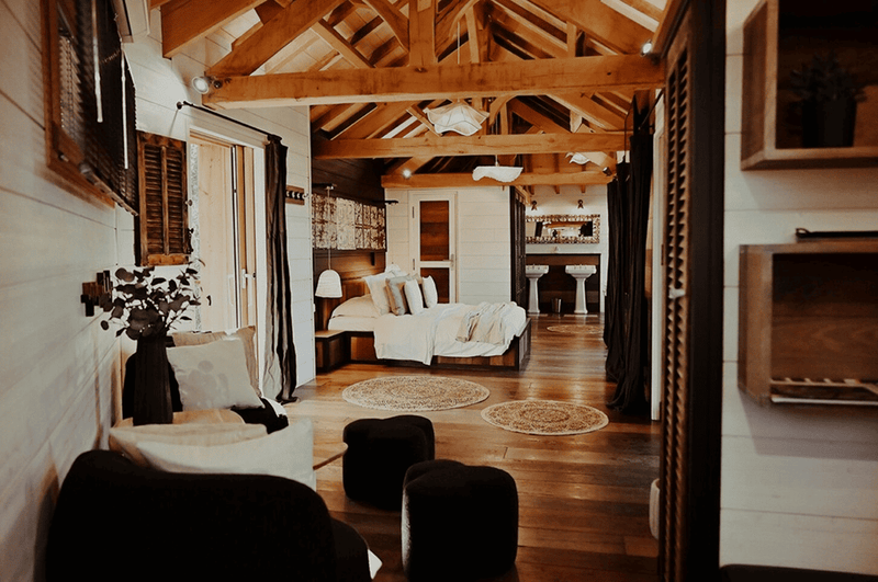 Cabane Château Spa et Sauna Puybeton - Love’nSpa - weekend en amoureux, love rooms avec spa ou jacuzzi privatif3 de Cabane Château Spa et Sauna Puybeton
