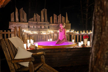 Cabane dans les arbres avec jacuzzi privatif - Aristoloche - Love’nSpa - weekend en amoureux, love rooms avec spa ou jacuzzi privatif
