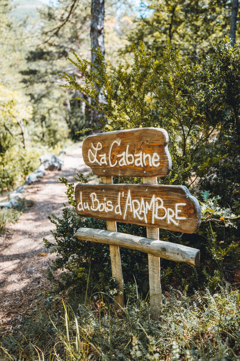 Cabane dans les arbres avec jacuzzi privatif - Bois d'Arambe - Love’nSpa - weekend en amoureux, love rooms avec spa ou jacuzzi privatif11 de Cabane dans les arbres avec jacuzzi privatif - Bois d'Arambe
