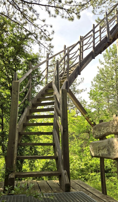 Cabane dans les arbres avec jacuzzi privatif - Épine Vinette - Love’nSpa - weekend en amoureux, love rooms avec spa ou jacuzzi privatif