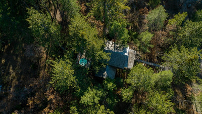 Cabane dans les arbres avec jacuzzi privatif - Épine Vinette - Love’nSpa - weekend en amoureux, love rooms avec spa ou jacuzzi privatif