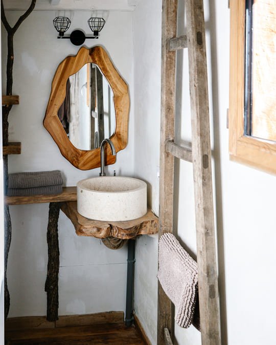 Cabane dans les arbres avec jacuzzi privatif - Épine Vinette - Love’nSpa - weekend en amoureux, love rooms avec spa ou jacuzzi privatif14 de Cabane dans les arbres avec jacuzzi privatif - Épine Vinette
