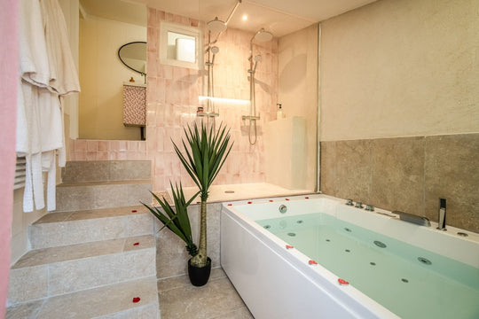 Casa Amor Balnéo - Sauna - Love’nSpa - weekend en amoureux, love rooms avec spa ou jacuzzi privatif