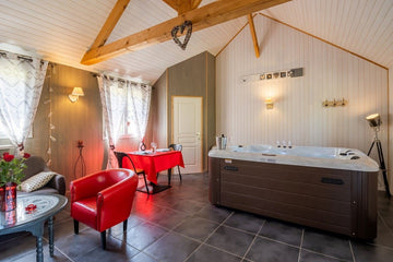 Chalet du rev'eaubois - Love’nSpa - weekend en amoureux, love rooms avec spa ou jacuzzi privatif