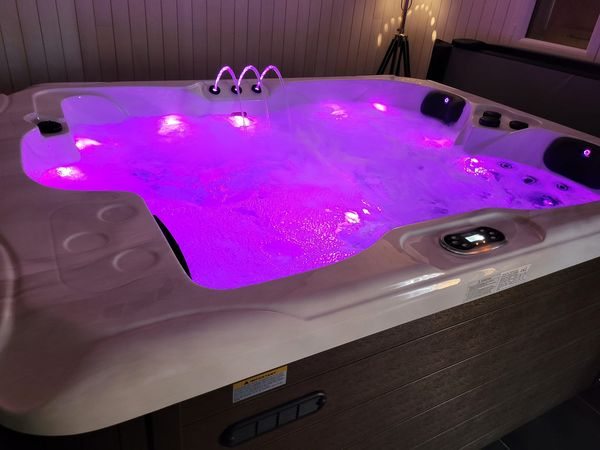Chalet du rev'eaubois - Love’nSpa - weekend en amoureux, love rooms avec spa ou jacuzzi privatif3 de Chalet du rev'eaubois
