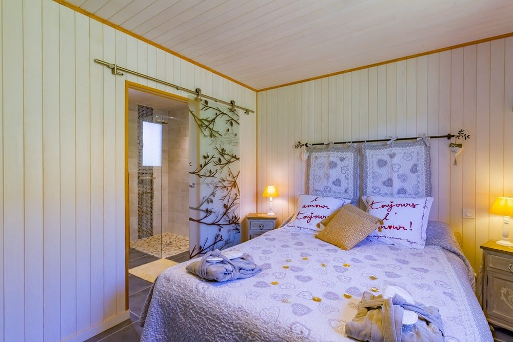 Chalet du rev'eaubois - Love’nSpa - weekend en amoureux, love rooms avec spa ou jacuzzi privatif5 de Chalet du rev'eaubois
