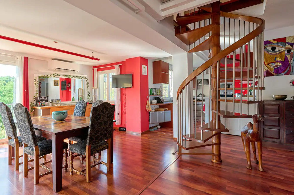 Chambre Fauve - Love’nSpa - weekend en amoureux, love rooms avec spa ou jacuzzi privatif3 de Chambre Fauve
