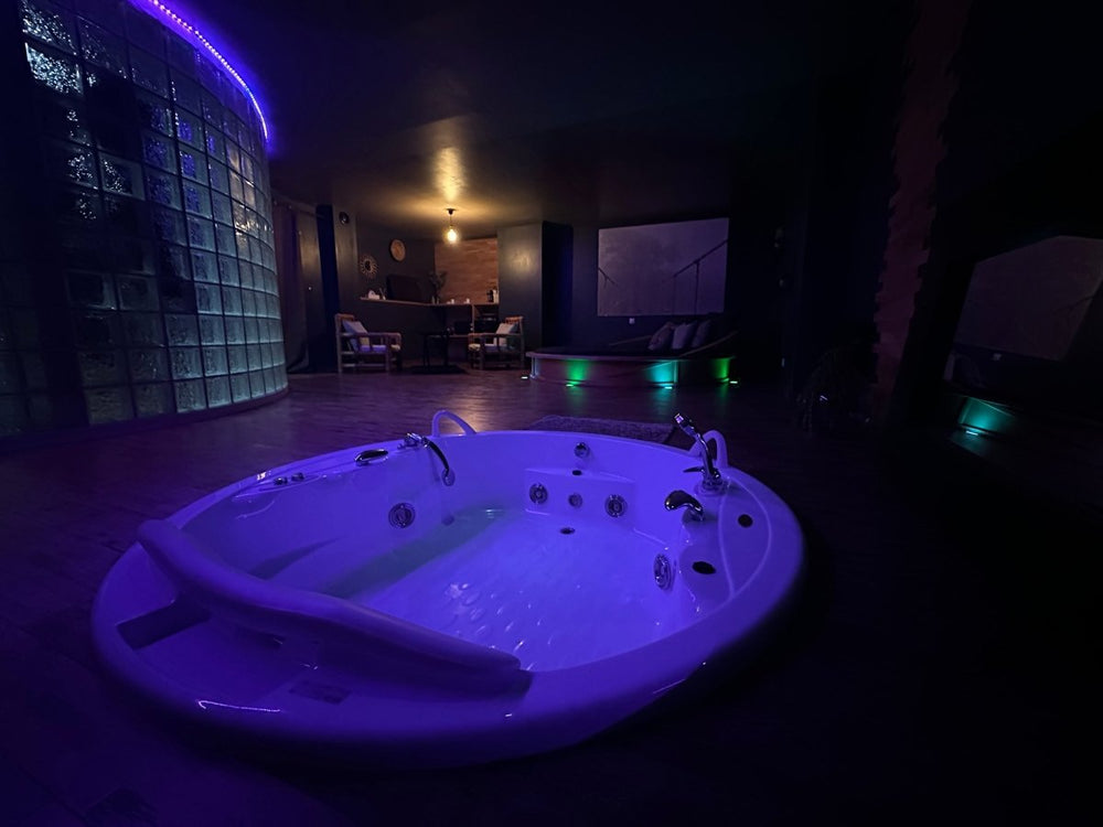 Chambre Ignazio - Love’nSpa - weekend en amoureux, love rooms avec spa ou jacuzzi privatif8 de Chambre Ignazio
