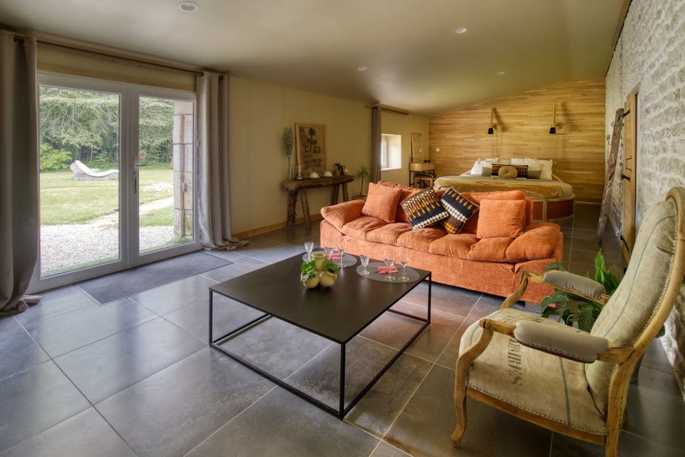 Chambre Tesoro - Love’nSpa - weekend en amoureux, love rooms avec spa ou jacuzzi privatif8 de Chambre Tesoro
