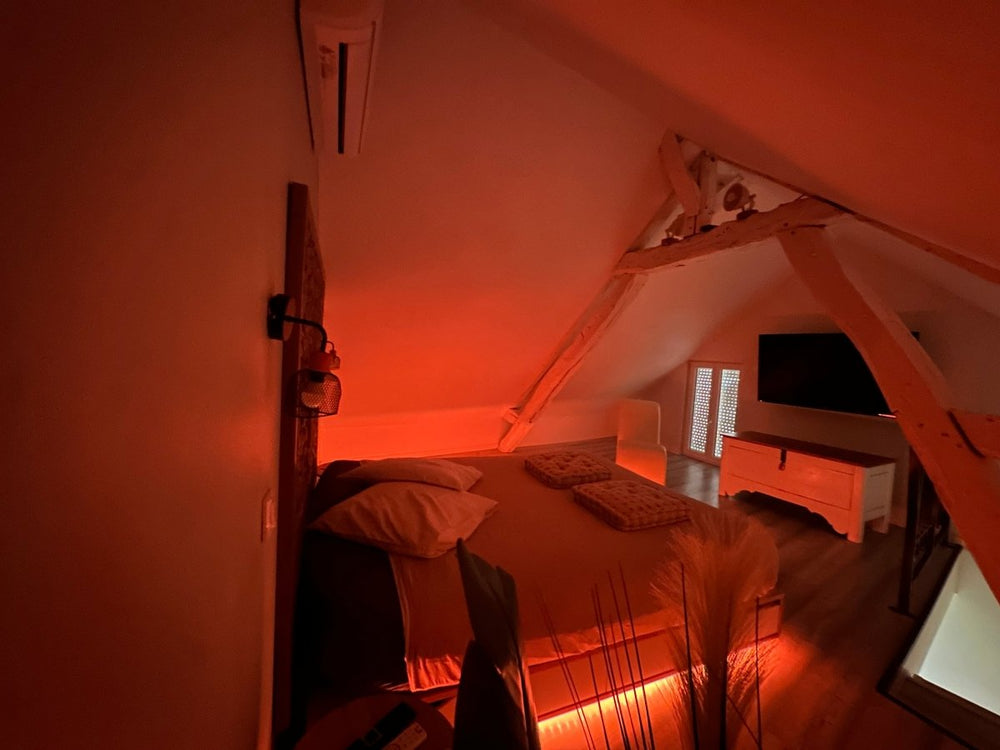 CinéSpa Lodge Bourgogne - Love’nSpa - weekend en amoureux, love rooms avec spa ou jacuzzi privatif14 de CinéSpa Lodge Bourgogne
