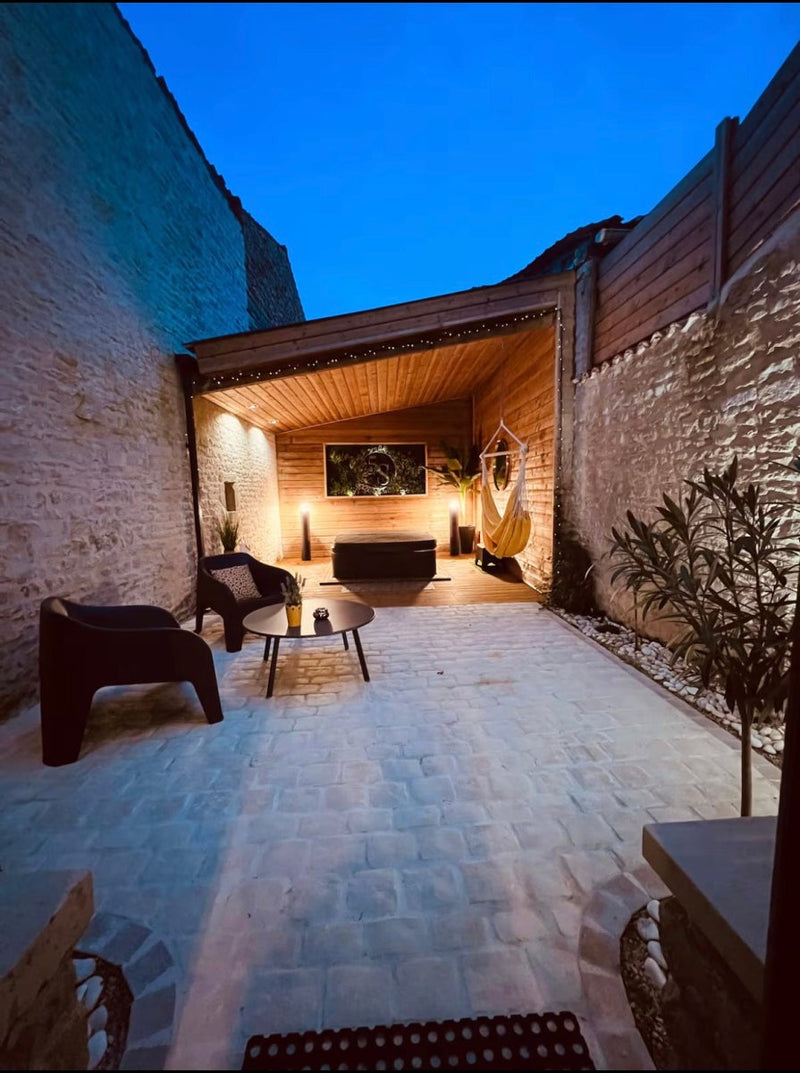 Cinquième Sens - Love’nSpa - weekend en amoureux, love rooms avec spa ou jacuzzi privatif4 de Cinquième Sens
