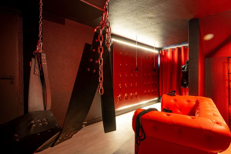 Cocon Relax – Cocon Sensuel - Love’nSpa - weekend en amoureux, love rooms avec spa ou jacuzzi privatif3 de Les cocons de Nath - Cocon Sensuel
