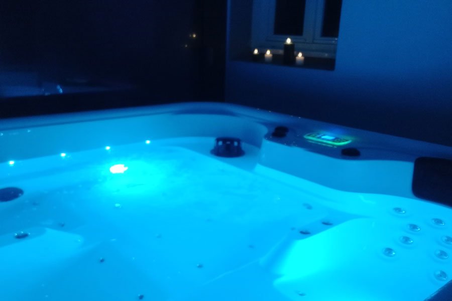 cocon secret - Love’nSpa - weekend en amoureux, love rooms avec spa ou jacuzzi privatif1 de cocon secret

