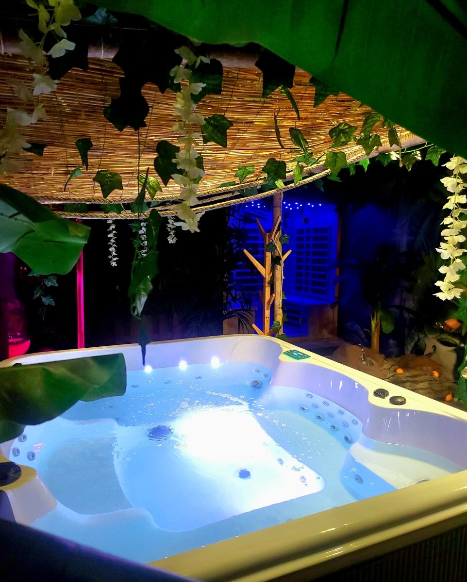 Coquéo Spa - Love’nSpa - weekend en amoureux, love rooms avec spa ou jacuzzi privatif5 de Suite Coquéo Spa & Sauna •Paris•Disneyland
