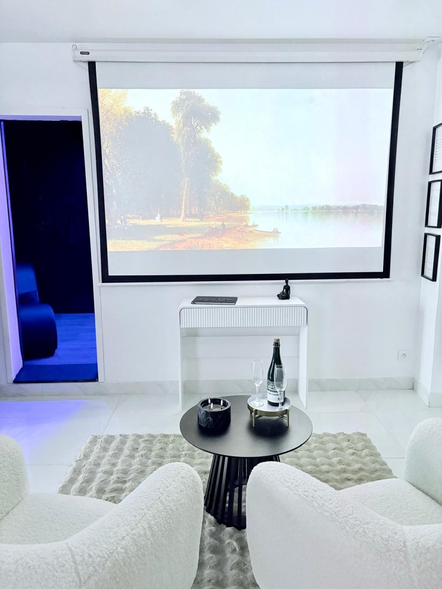 Dalikyda - La Tentation - Jacuzzi & Cinéma Privée - Love’nSpa - weekend en amoureux, love rooms avec spa ou jacuzzi privatif4 de Dalikyda - La Tentation - Jacuzzi & Cinéma Privée
