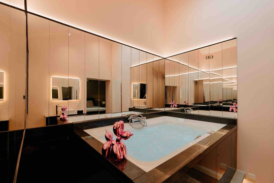 Designer Hotel - Chanel - Love’nSpa - weekend en amoureux, love rooms avec spa ou jacuzzi privatif