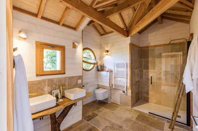 Dihan hôtel de cabanes - Cabane spa luxe Dremmwel - Love’nSpa - weekend en amoureux, love rooms avec spa ou jacuzzi privatif