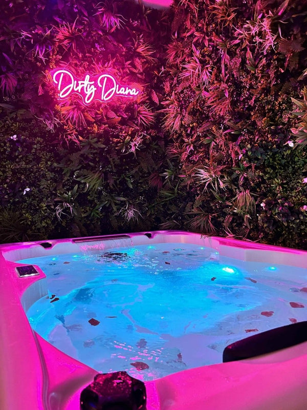 DirtyDiana Love & Spa - Love’nSpa - weekend en amoureux, love rooms avec spa ou jacuzzi privatif