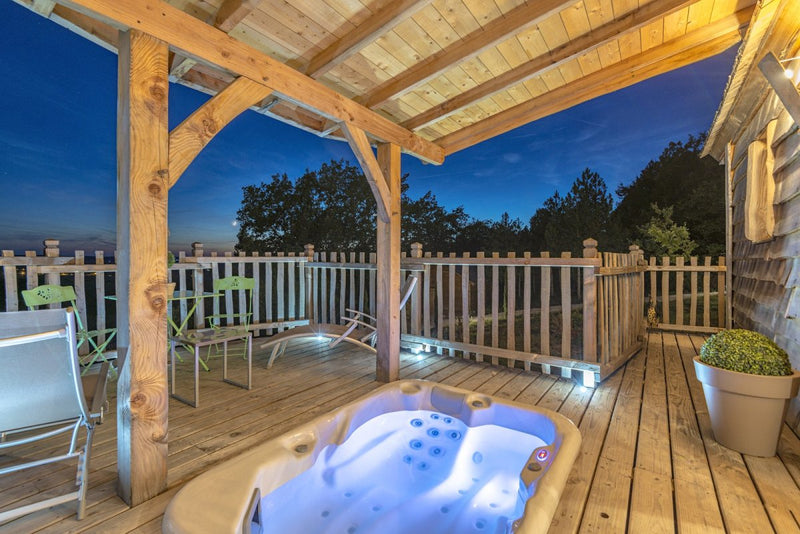 Domaine de Pech et Lafon - Cabane Ciné Rétro Spa - Love’nSpa - weekend en amoureux, love rooms avec spa ou jacuzzi privatif