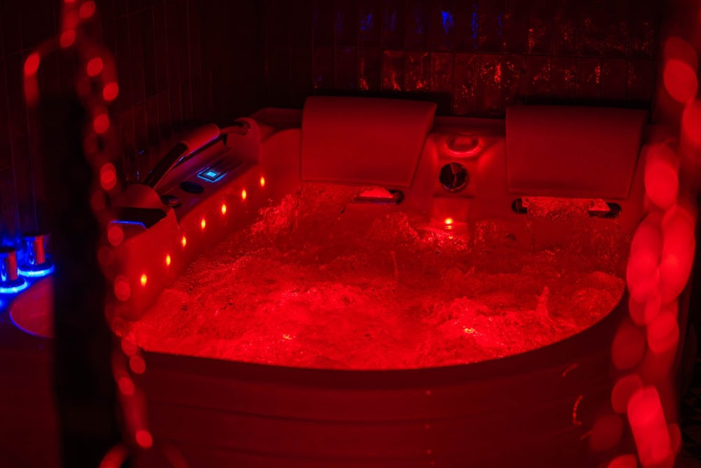 Dominia Secret - Love’nSpa - weekend en amoureux, love rooms avec spa ou jacuzzi privatif2 de Dominia Secret
