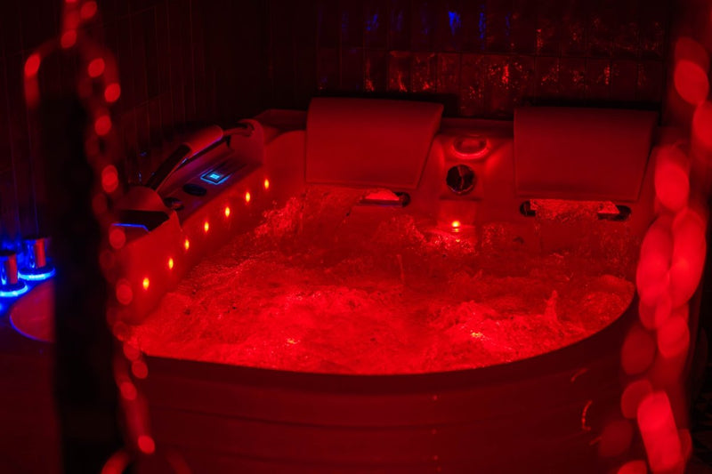 Dominia Secret - Love’nSpa - weekend en amoureux, love rooms avec spa ou jacuzzi privatif1 de Dominia Secret
