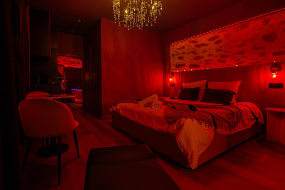 Dominia Secret - Love’nSpa - weekend en amoureux, love rooms avec spa ou jacuzzi privatif7 de Dominia Secret
