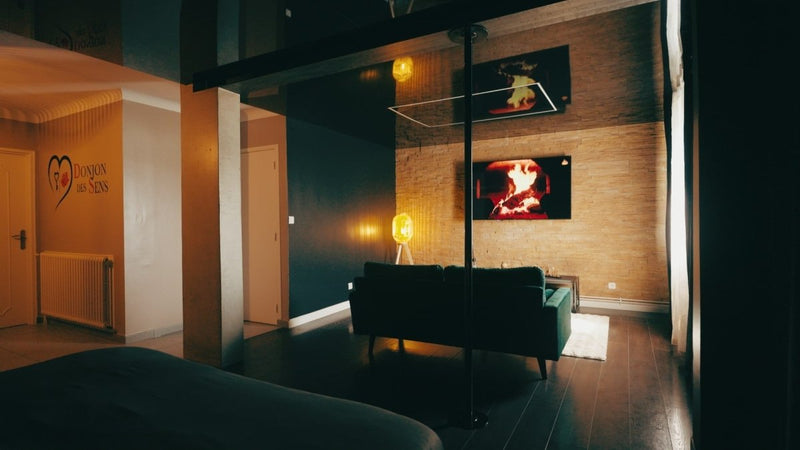 Donjon Des Sens - Love’nSpa - weekend en amoureux, love rooms avec spa ou jacuzzi privatif3 de Donjon Des Sens
