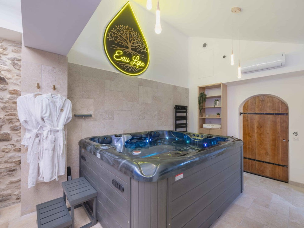 Eau Loin - Love’nSpa - weekend en amoureux, love rooms avec spa ou jacuzzi privatif8 de Eau Loin
