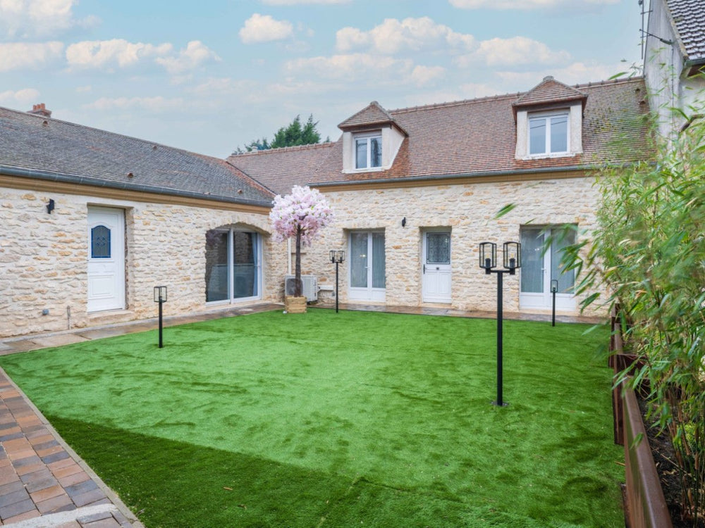 Eau Loin - Love’nSpa - weekend en amoureux, love rooms avec spa ou jacuzzi privatif16 de Eau Loin
