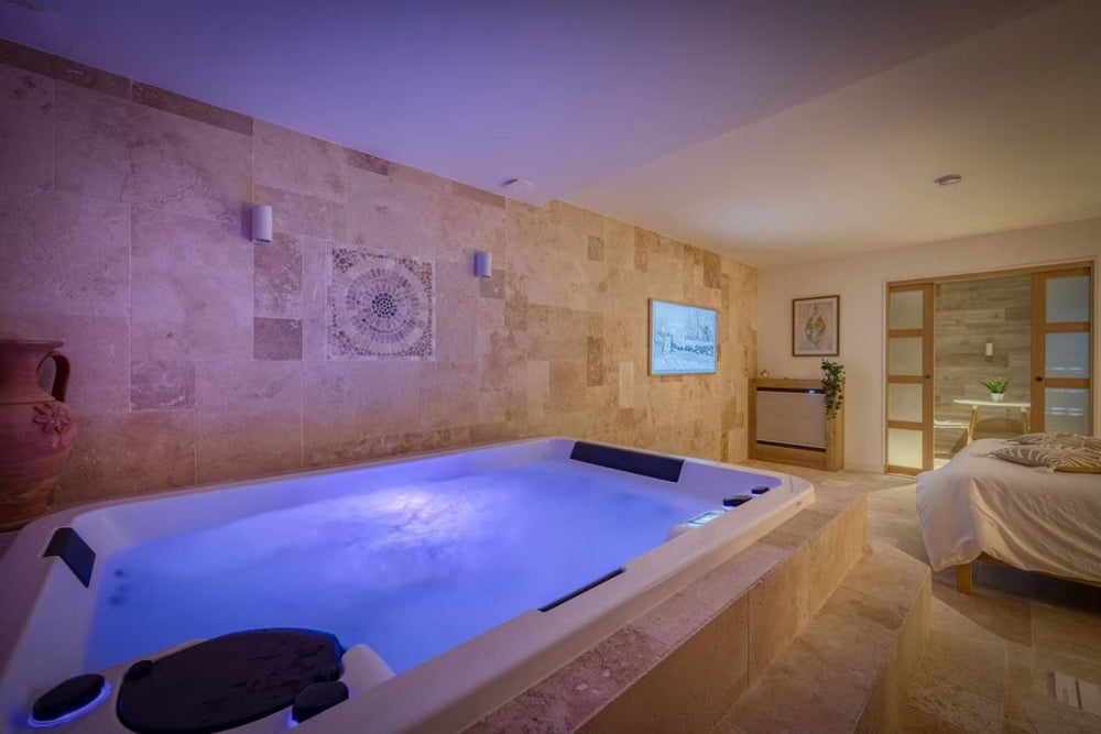 Échappée Bulle - Love’nSpa - weekend en amoureux, love rooms avec spa ou jacuzzi privatif1 de Échappée Bulle

