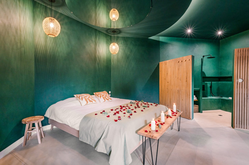 ÉROS — Spa privatif & cinéma XXL - Love’nSpa - weekend en amoureux, love rooms avec spa ou jacuzzi privatif2 de ÉROS — Spa privatif & cinéma XXL
