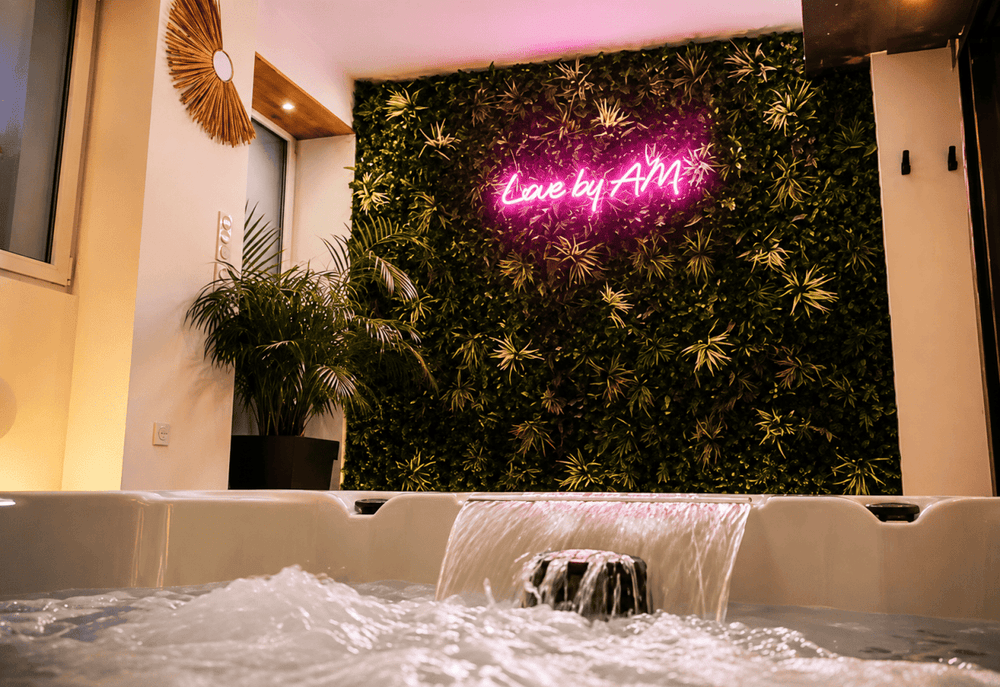 Essential Love - Love’nSpa - weekend en amoureux, love rooms avec spa ou jacuzzi privatif4 de Essential Love
