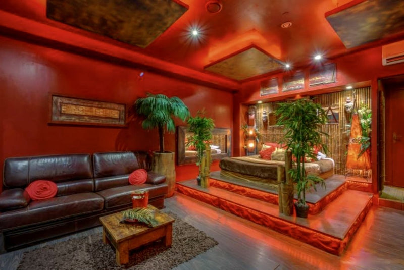 EVASION DUO - Suite Les Grenadines - Love’nSpa - weekend en amoureux, love rooms avec spa ou jacuzzi privatif3 de EVASION DUO - Suite Les Grenadines
