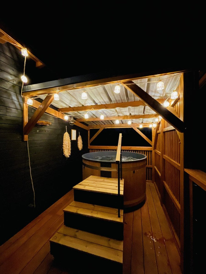 Feu de Foret - Love’nSpa - weekend en amoureux, love rooms avec spa ou jacuzzi privatif2 de Forest Fire
