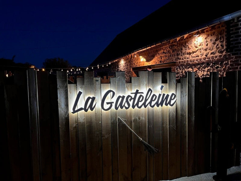 Gîtes de La Gasteleine - Côté Sauna et Jacuzzi - Love’nSpa - weekend en amoureux, love rooms avec spa ou jacuzzi privatif2 de Gîtes de La Gasteleine - Côté Sauna et Jacuzzi
