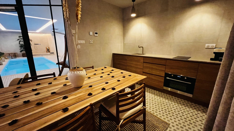 Grèce Pool Spa - Belleville - sur - saône - Love’nSpa - weekend en amoureux, love rooms avec spa ou jacuzzi privatif2 de Grèce Pool Spa - Belleville-sur-saône
