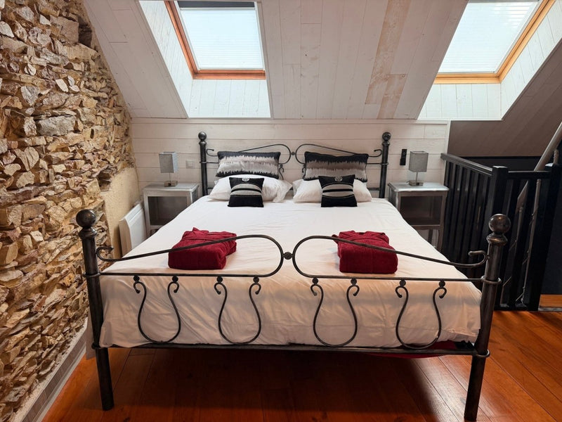 Grey - Love’nSpa - weekend en amoureux, love rooms avec spa ou jacuzzi privatif3 de Grey
