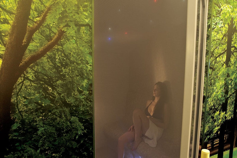 Hôtel design secret de Paris - Chambre Moulin Rouge - Love’nSpa - weekend en amoureux, love rooms avec spa ou jacuzzi privatif
