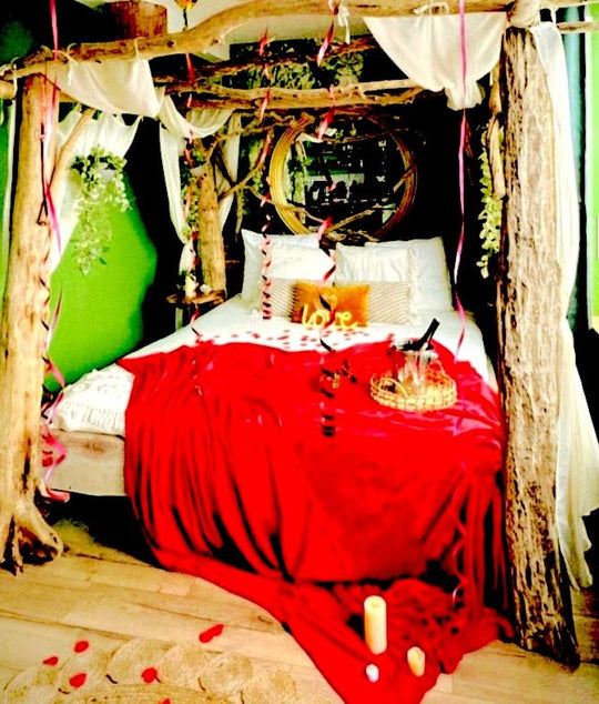 Jungle romantique Spa & Cinéma sous les arbres - Love’nSpa - weekend en amoureux, love rooms avec spa ou jacuzzi privatif