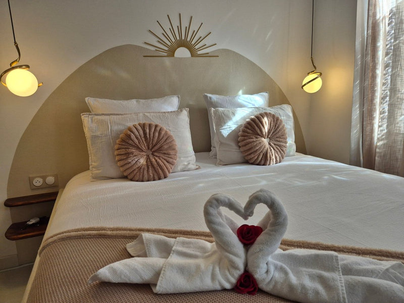 Kama Muta - Love’nSpa - weekend en amoureux, love rooms avec spa ou jacuzzi privatif3 de Kama Muta
