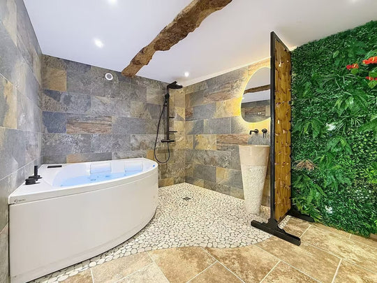 La Balinaise - Love’nSpa - weekend en amoureux, love rooms avec spa ou jacuzzi privatif